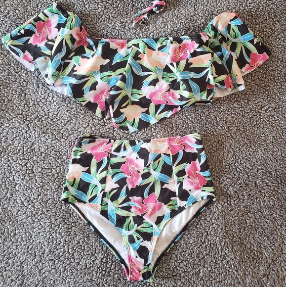 Floral Off the Shoulder Bikini - Picture 2 of 7